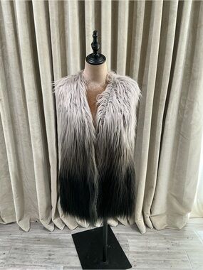 fluff Faux Fur Throw Pillow Cover in Light Gray